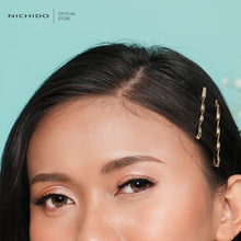 Load image into Gallery viewer, Elise Feather Lite Lashes